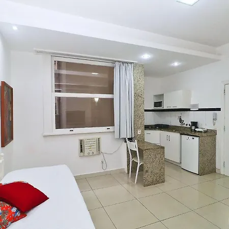 Studio Silencioso Para 3 Pessoas Em Copacabana Rio de Janeiro Exterior photo